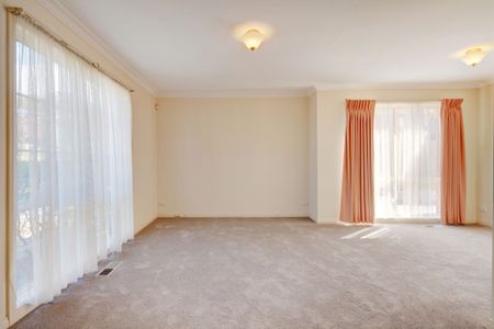 Contemporary Comfort Across Two Levels - Photo 2