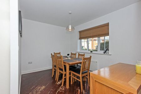 3 bedroom semi-detached house to rent - Photo 5