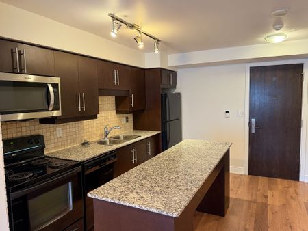 For Lease - 20 Blue Jays Way Unit# 2010, Toronto, Ontario - Photo 3