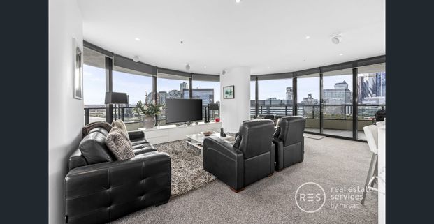 Indulge in unmatched Yarra's Edge luxury with this Fully Furnished 4 Bedroom residence - Photo 1