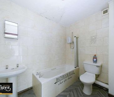 Bispham Road, Blackpool, FY2 - Photo 1