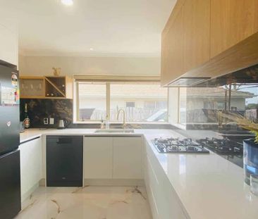 Welcome Home to Your Perfect Retreat in Pukekohe! - Photo 5