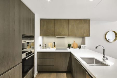 Thames City, London SW8 - Photo 3