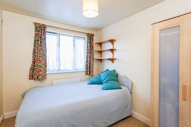 Willows Court, 7 Sir Cyril Black Way, SW19 - Photo 1