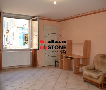 CHATILLON SUR CHALARONNE – Appartement Meublé avec jardin 3 pièces-... - Photo 5