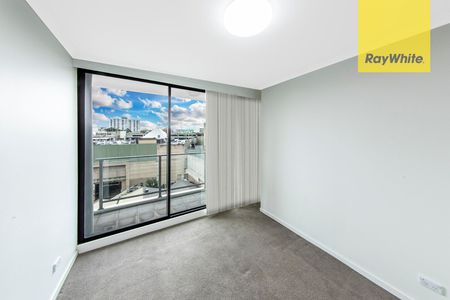 LOCATION IS EVERYTHING! RIGHT ACROSS WESTFIELDS PARRAMATTA - IN THE HEART OF PARRAMATTA - Photo 3