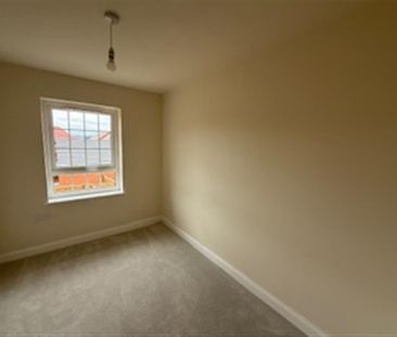 Martha Lane, Aylesbury, Broughton - Photo 5