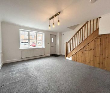 3 bedroom terraced house to rent - Photo 2