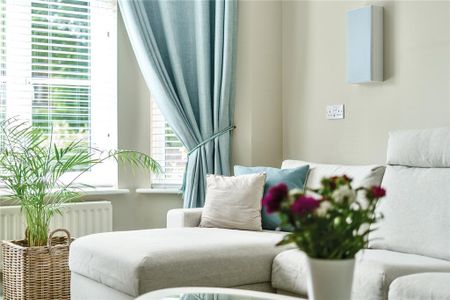 4 bedroom detached house to rent - Photo 3