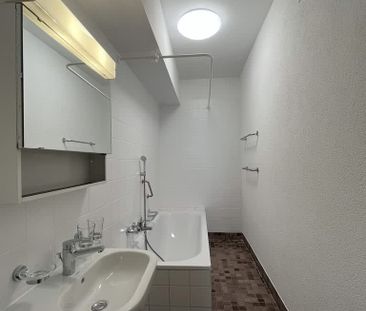 3.5 Zimmer, 97 m², 1. Stock - Photo 2