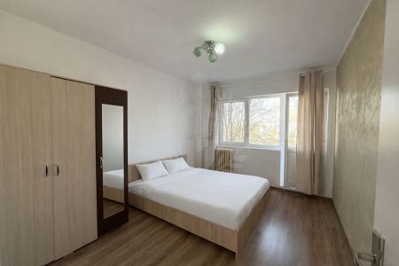 Inchiriere apartament 3 camere, zona nord, Ploiesti - Photo 4