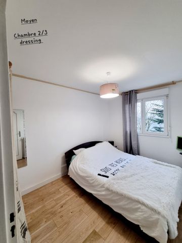 Location Appartement 4 pièces 82m² - Photo 4