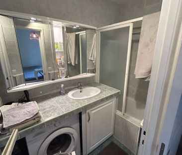 Appartement refait à neuf meublé 38 m² - Paris 15 - une chambre - Photo 2