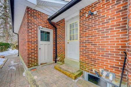 For Lease - 1390 Conliffe Court Unit# Legal Basement Unit, Mississauga, Ontario - Photo 5