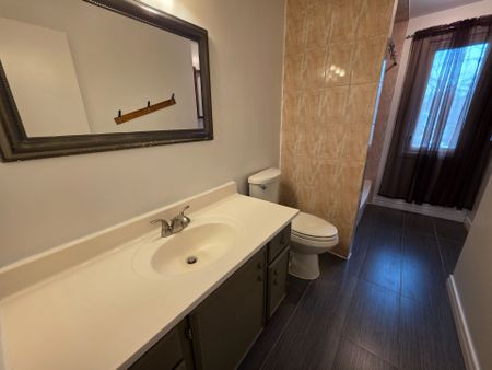 For Lease - 342 Pasadena Drive, Georgina, Ontario - Photo 5