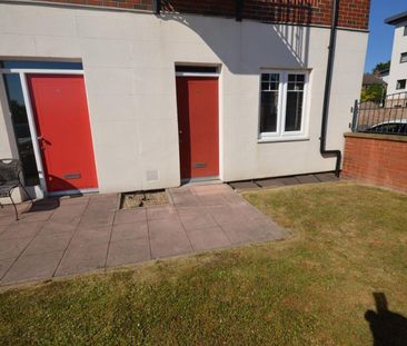 1 bedroom Flat To Let - Photo 6