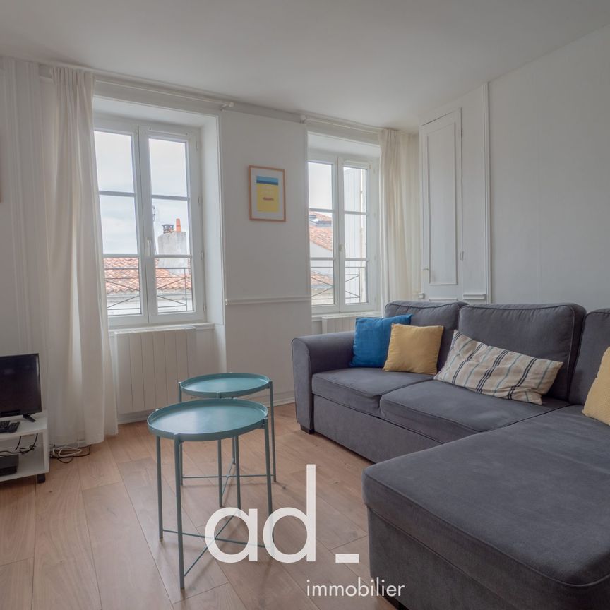 Location Appartement 2 pièces 46m² LA ROCHELLE 17000 - Photo 1