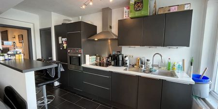 Appartement te huur in Liège voor € 825 met 2 slaapkamers - Photo 3