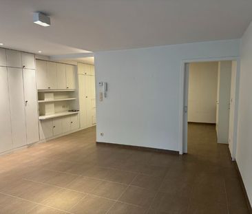 Ruim appartement op centrale ligging - Photo 3