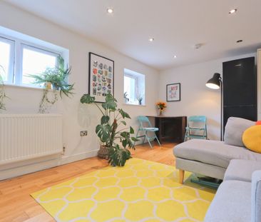 2 Bedroom Home – Professional Let - Photo 1