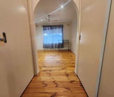 Aged With Beauty – Both Practical & Comfortable - Photo 5