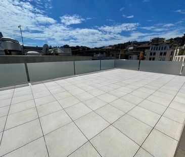 EXCLUSIVE PENTHOUSE WITH PRESTIGIOUS FINISHES IN THE HEART OF LUGANO - Foto 5