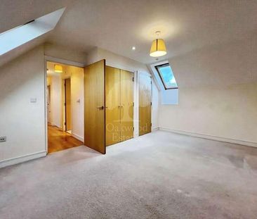 Grange View, Hazlemere, HP15 - Photo 1