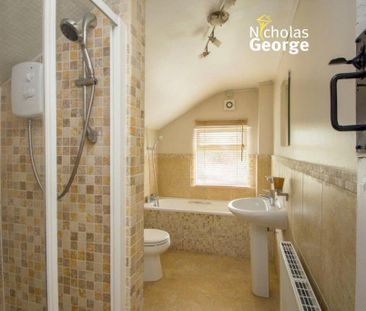 2 bedroom house to rent - Photo 3