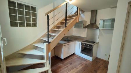 Location Appartement 1 pièce 40m² AIRE SUR L ADOUR 40800 - Photo 2