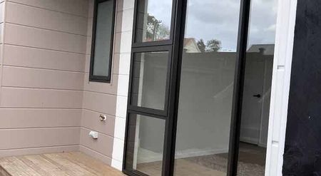 Like -New 2 Bedroom home in Panmure - Photo 3