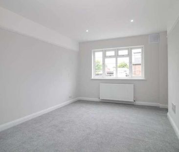 Stonecot Hill, Sutton, SM3 - Photo 1