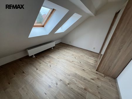Pronájem bytu 4+kk v osobním vlastnictví 129 m², Kunovice - Fotografie 4