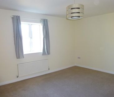 4 bedroom terraced house to rent - Photo 4