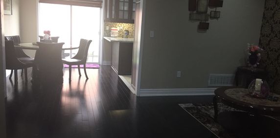 10 Tuxedo Court, Scarborough - Photo 2