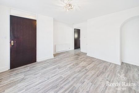 10 Monkstown Gardens, Newtownabbey, BT37 0LW - Photo 2