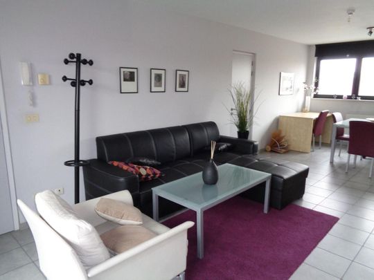 Ideaal gelegen gemeubeld appartement met terras vlakbij het centrum van Zaventem. - Photo 1