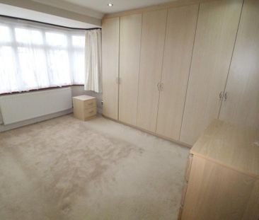 5 bedroom end of terrace house to rent - Photo 5