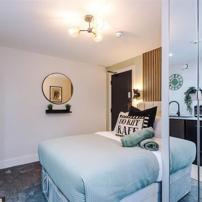 Studio to rent - Photo 1