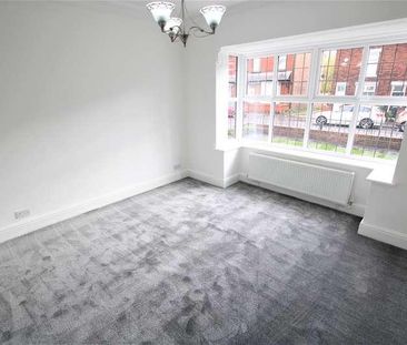 King Street, Westhoughton, BL5 - Photo 1