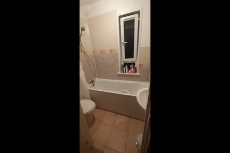 Studio Flat, Elim Estate, SE1 - Photo 3