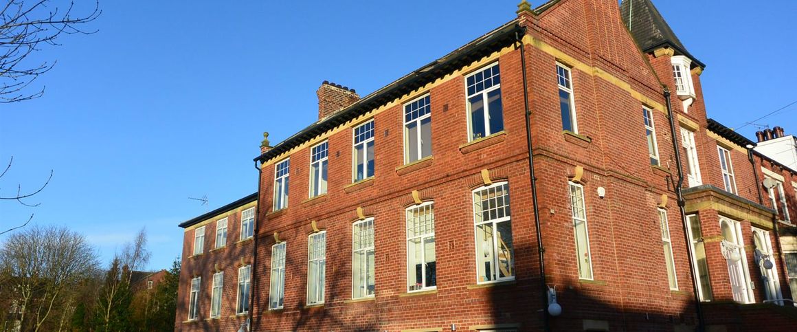 Flat 12, 16 Ash Grove, Leeds, LS6 1AY - Photo 1