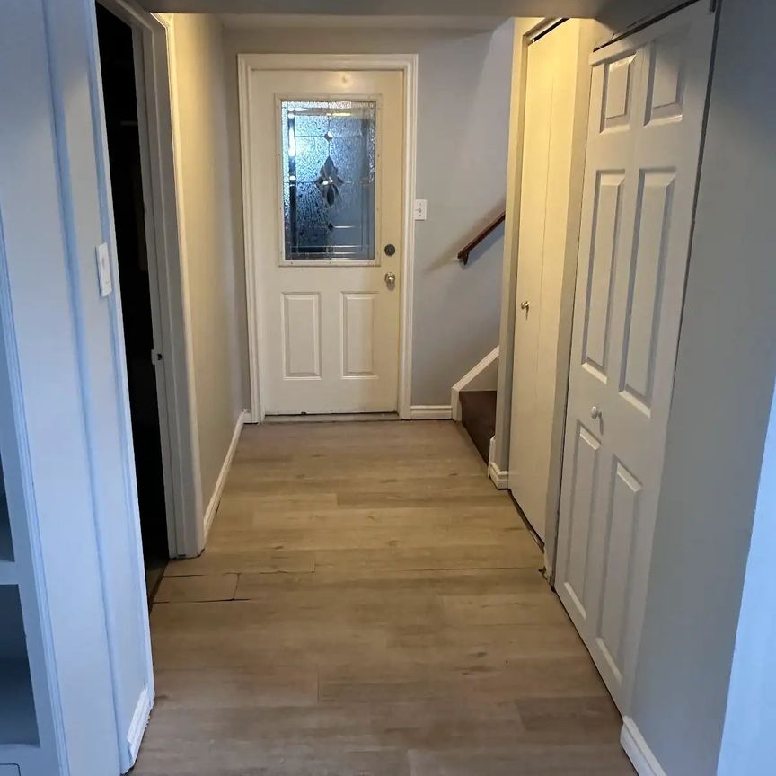 For Lease - 656 Hillview Road, Cambridge, Ontario - Photo 1