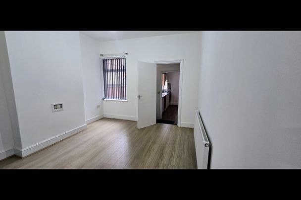 3 Bed Terraced House, Harrison Road, LE4 - Photo 1