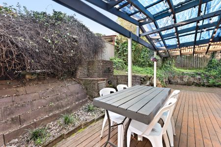 Modern Family Home in Prime Baulkham Hills Location - Photo 3