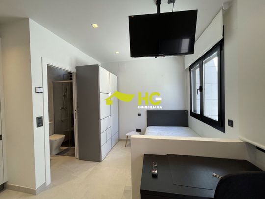 Alquiler Estudio en Urbanización - El Bosque, Villaviciosa De Odón - Photo 1