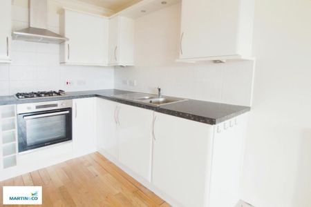 2 bedroom apartment to rent - Photo 2