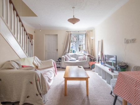 2 bedroom terraced house to rent - Photo 4