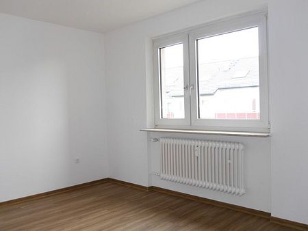 ﻿Schöne 2-Zimmer-Wohnung mit Balkon in Maintal-Dörnigheim zu vermieten - Foto 2