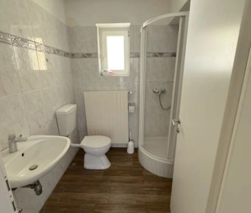 2-Zimmer Wohnung im Erdgeschoss direkt am Hauptplatz! - Foto 2