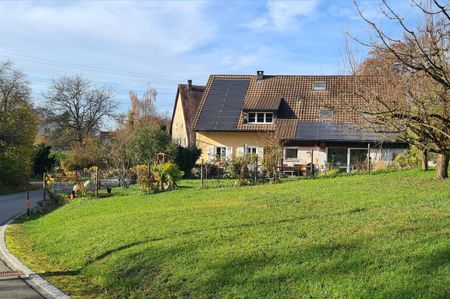 Charmantes 5.5-Zimmer Einfamilienhaus mit grossem Garten in Kaisten - Photo 3